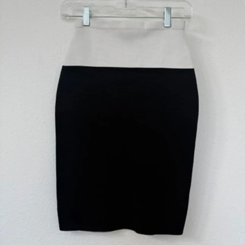 NARCISO RODRIGUEZ Colorblock Pencil Skirt Black‎ White Knit Minimalist Size 38
